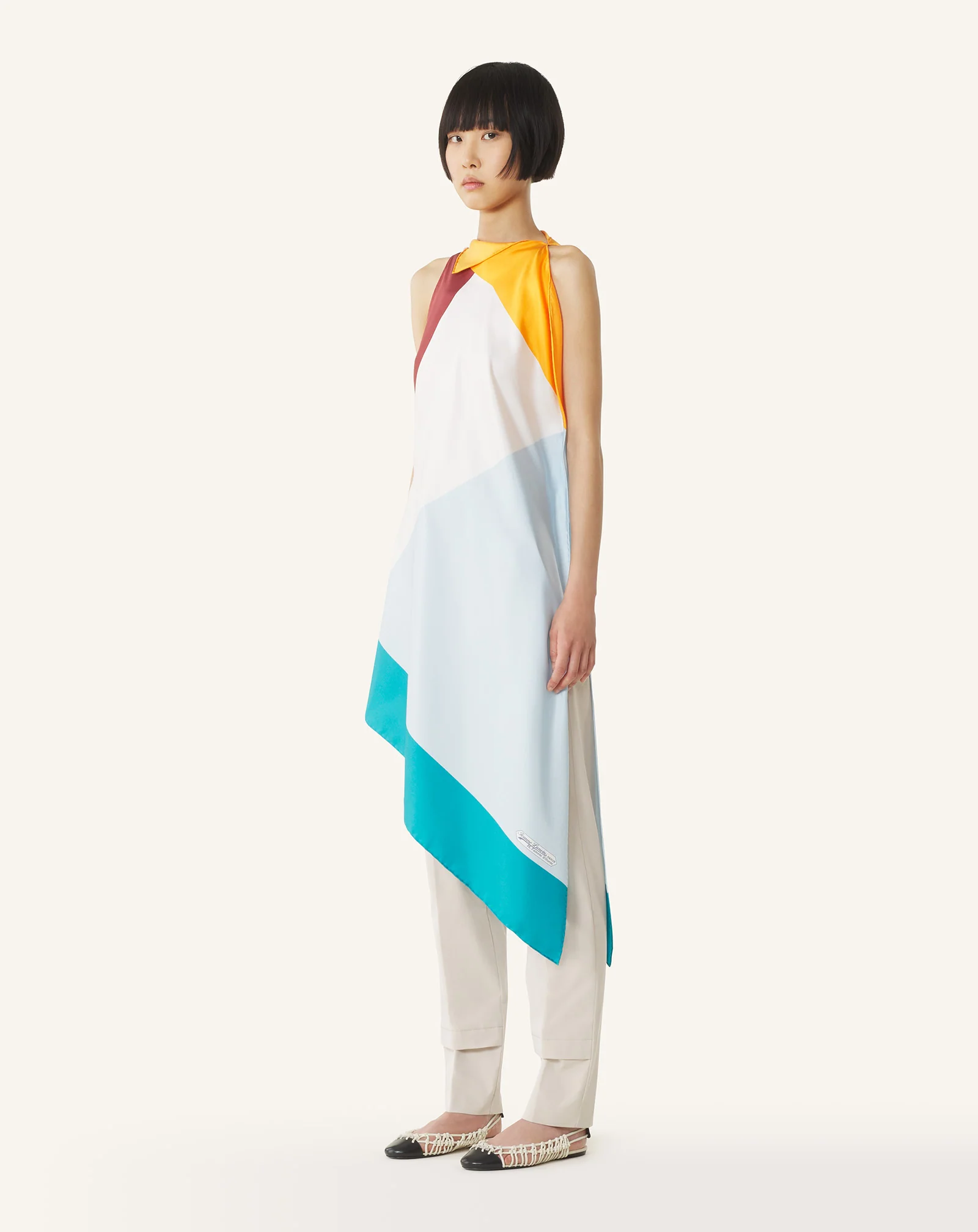 GRAPHIC PRINT SILK TOP - Image 3