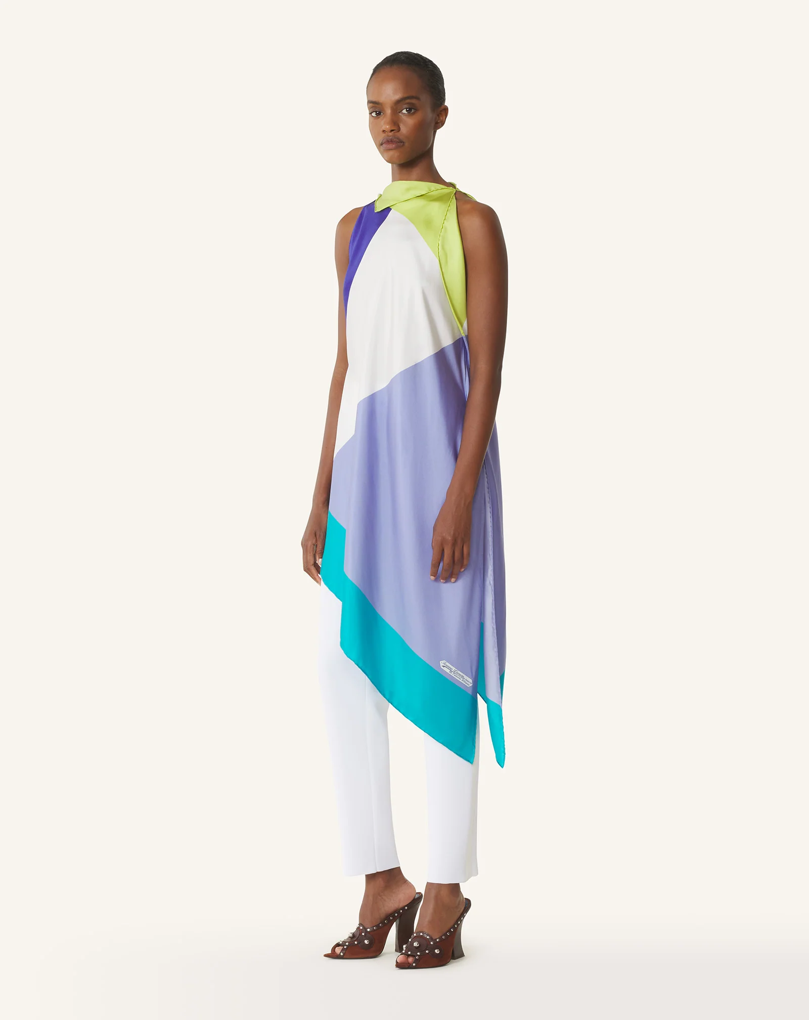 GRAPHIC PRINT SILK TOP - Image 3