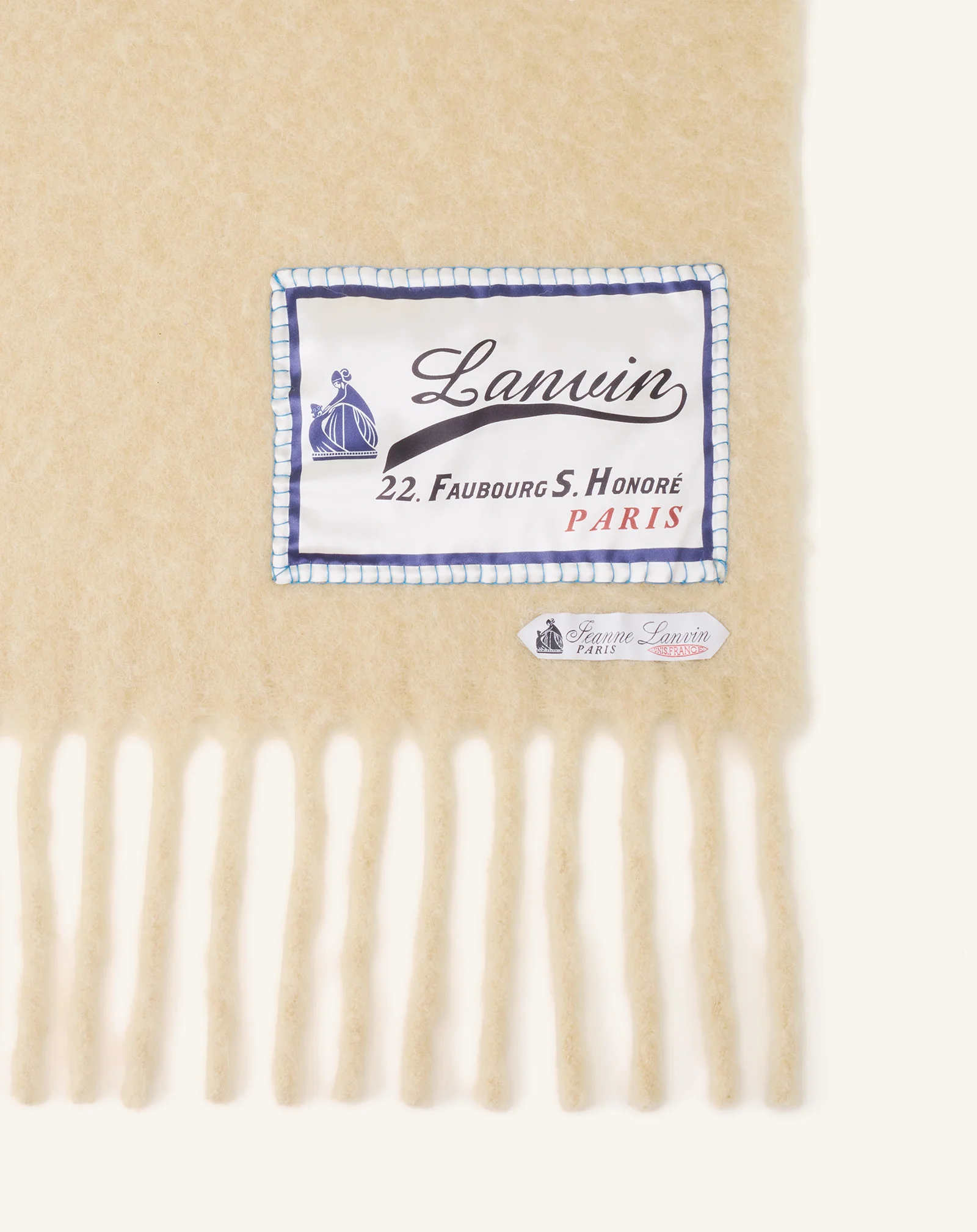 FRINGED WOOL SCARF WITH 22 FAUBOURG LABEL - Image 3